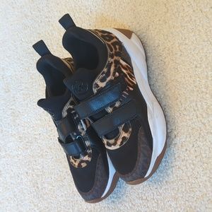 Michael kors tennis shoes